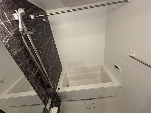 ヴェリテの浴室|バス