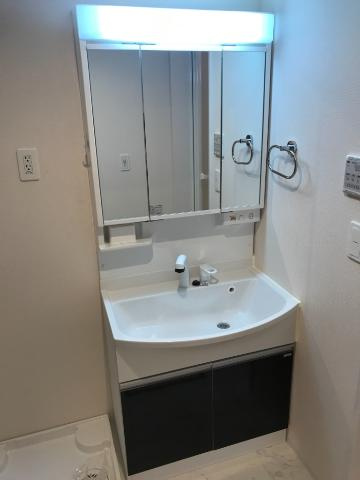 グランツ歌里の洗面所|洗髪洗面化粧台