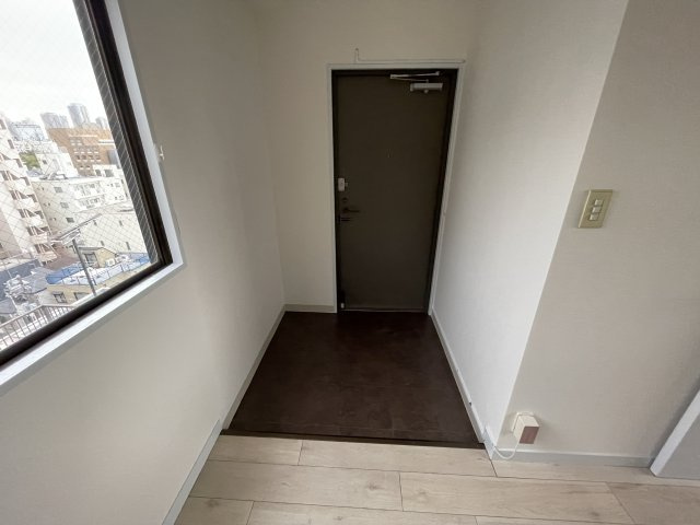 ハイ清澄の玄関