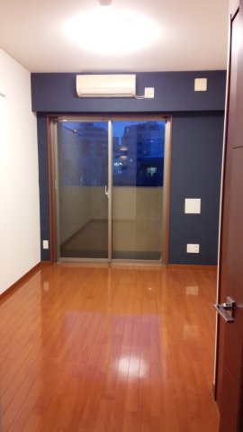 パレステュディ四谷三丁目の居間・リビング