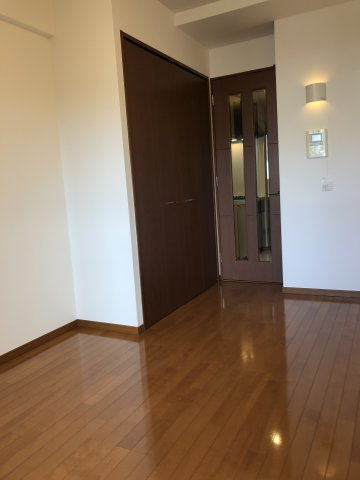 パレステュディ四谷三丁目の居間・リビング