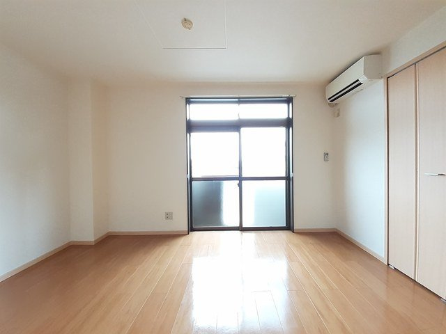 エスポワール赤田の居間・リビング