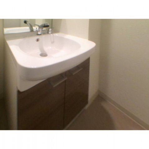 エスリード新大阪レジデンスの洗面所