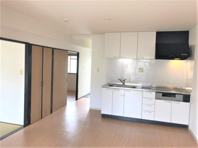 【居間・リビング】 | くすの木ハイツ