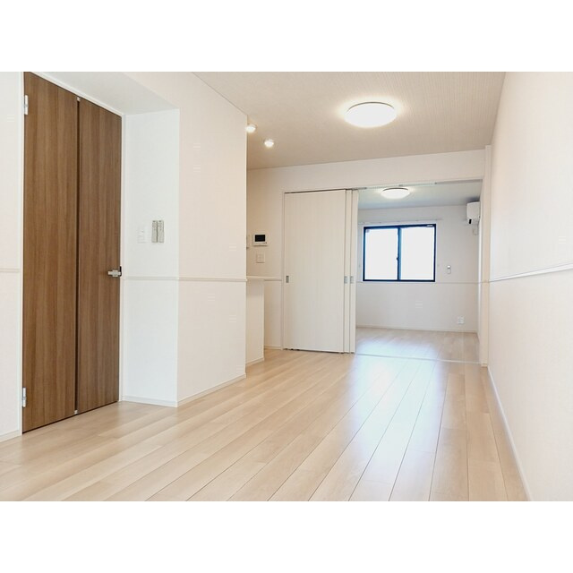 羽島郡岐南町平島５丁目のアパートのその他|※家具は全てイメージです