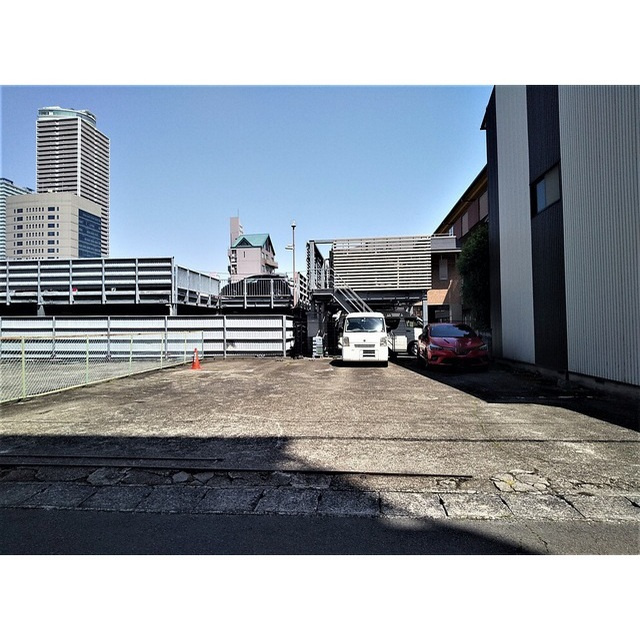 岐阜市加納愛宕町の駐車場の駐車場