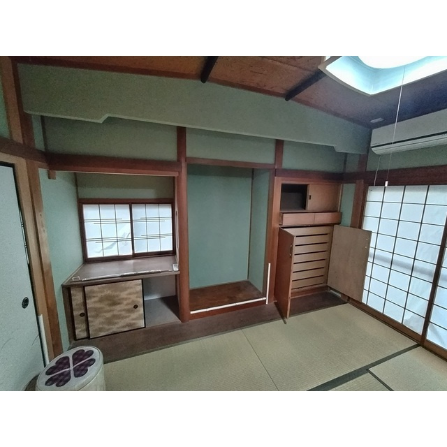 諏訪山1丁目貸家の収納|和室収納