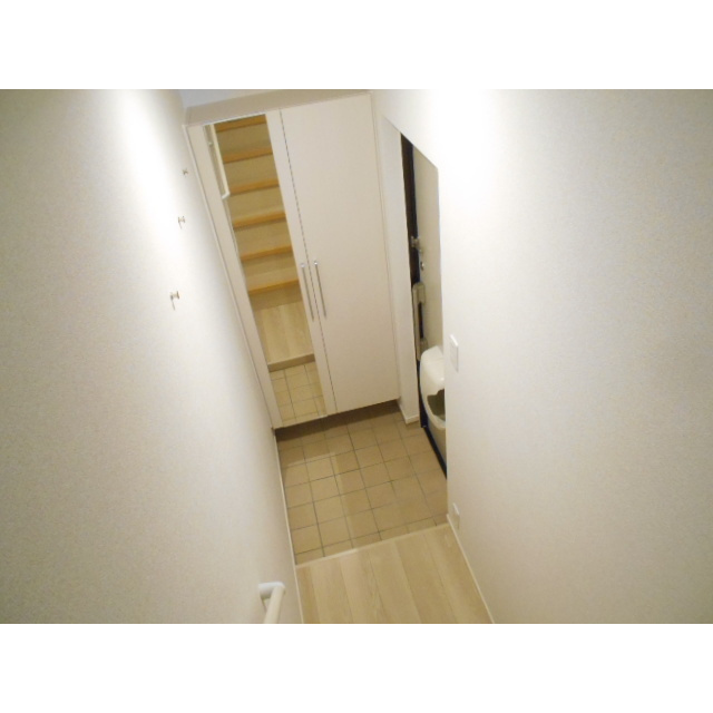 グラン・スイート　Ⅱの玄関