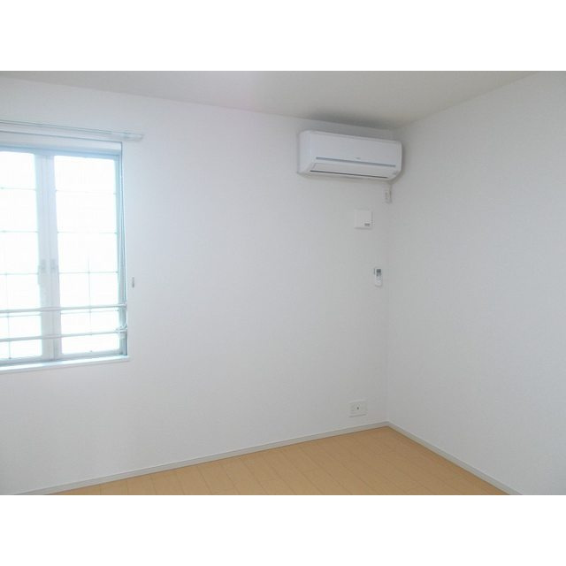 セレ－ノ　Ｂ(柳津)の居間・リビング