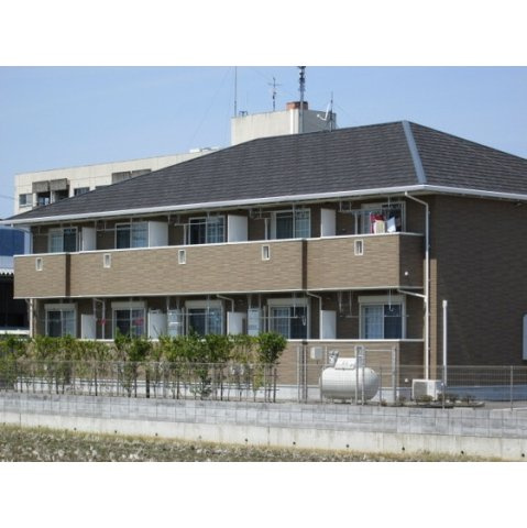 クリアネスＪの外観