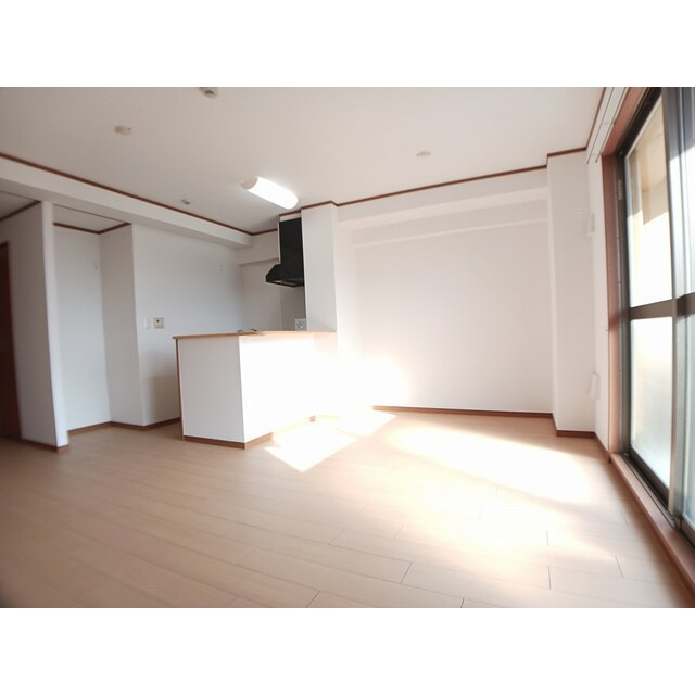 ＳｈａｌｌｏｗＷｅｌｌの居間・リビング