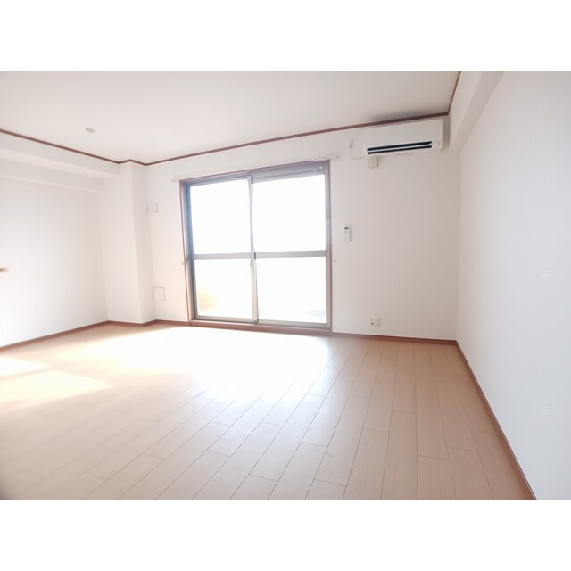 ＳｈａｌｌｏｗＷｅｌｌの居間・リビング