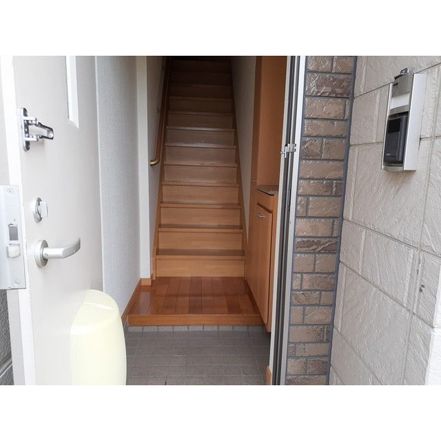 セレーノＡ･Ｂの玄関