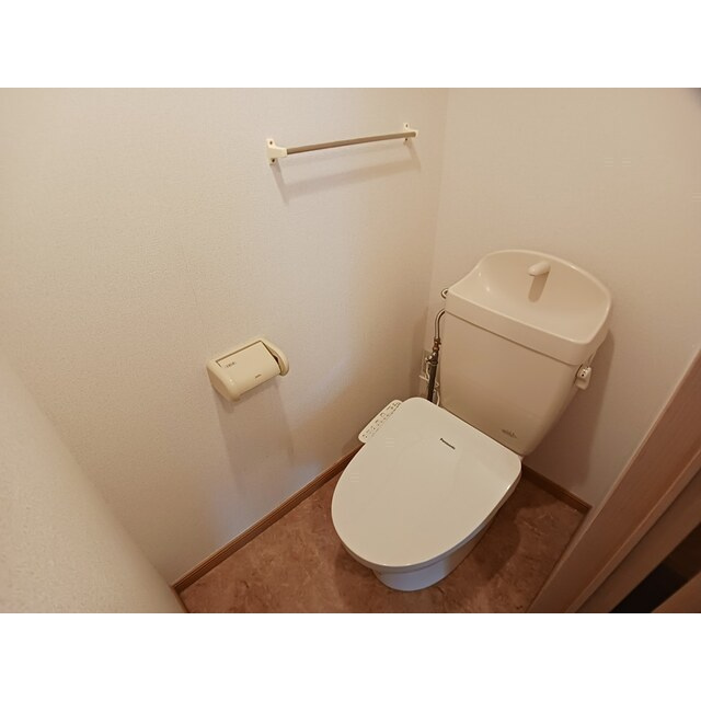 コートハイム浅井Ａ・Ｂのトイレ