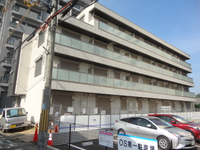 シャーメゾン王寺駅前の外観