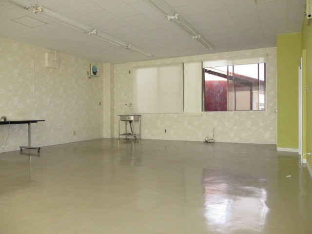 北葛城郡河合町池部１丁目の店舗一部の内装