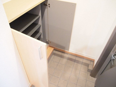 【玄関】 | ベレオ天理