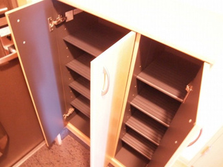 【玄関】 | フォレスト・ヴィラ