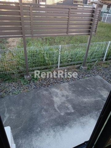 アリエッタＡ棟の庭