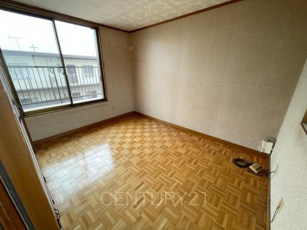 伊勢崎市境美原中古の洋室|２階の洋室です。