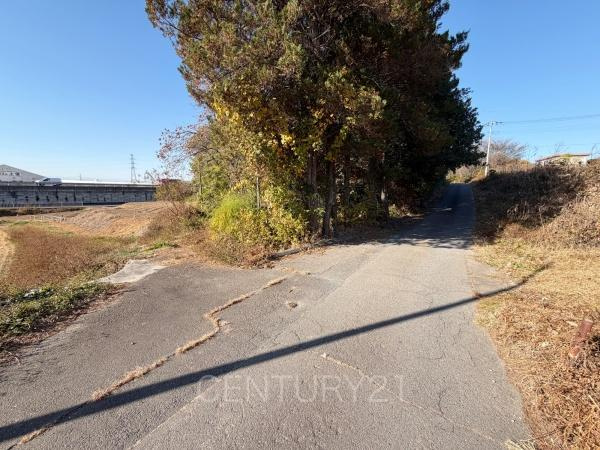 前橋市五代町土地の前面道路含む現地写真