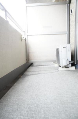 【バルコニー】 | イーストコート芝