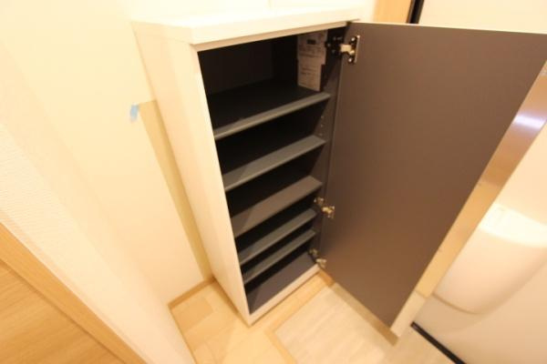 フェリア宮崎台の玄関