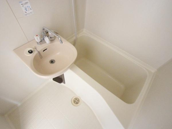 プランドール玉川の浴室