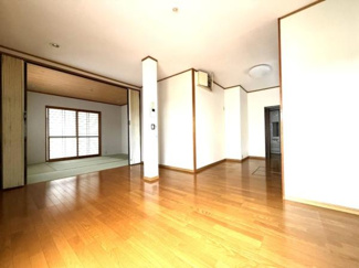 【居間・リビング】 | リビングルーム20.6帖