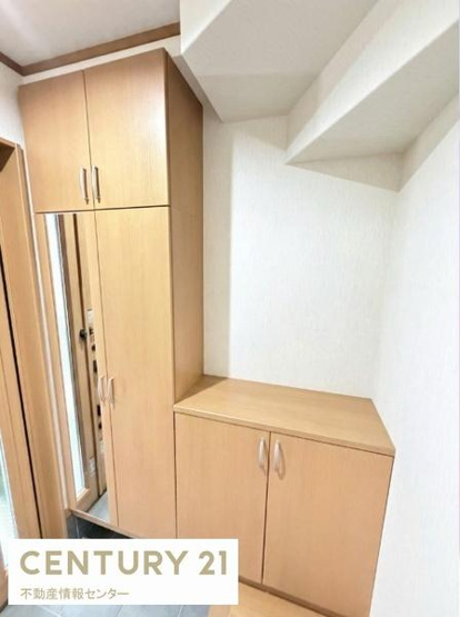 【玄関】 | 酉島６丁目　中古戸建 | ※画像は家具、小物を削除加工済み