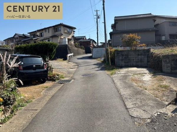 岡崎市本宿町字梨子木の売地の前面道路含む現地写真