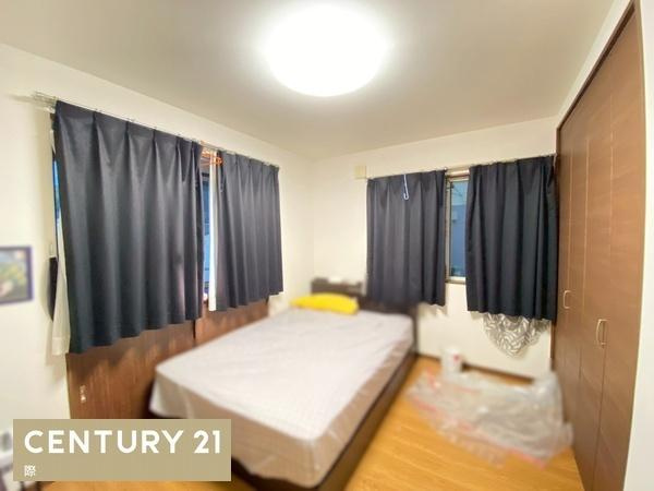 海南市且来　中古戸建の洋室