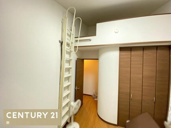 海南市且来　中古戸建の洋室