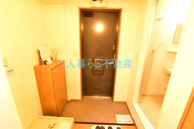 【玄関】 | TKパレス