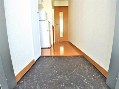 【玄関】 | レオパレスＭ