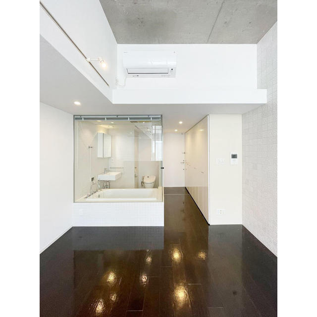 イプセ学芸大学の内装