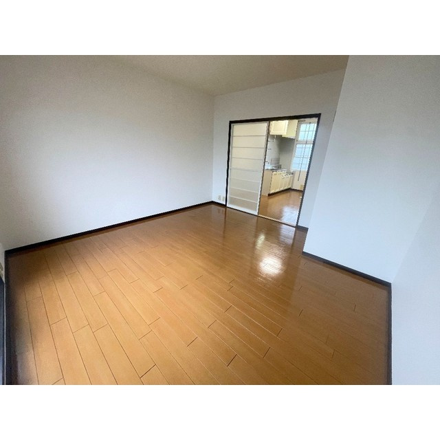 佐波ハイツの居間・リビング