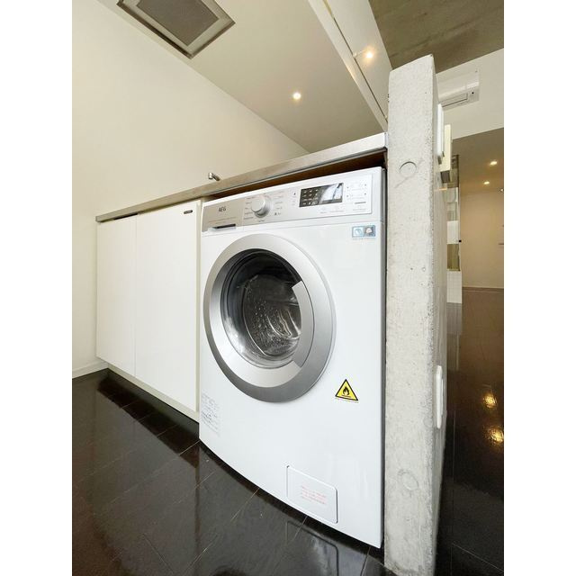 イプセ学芸大学の内装