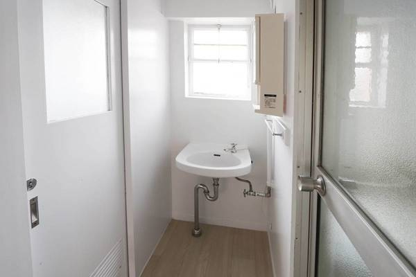 ビレッジハウス大淀4号棟の洗面所|ビレッジハウスの同一物件・同一タイプの間取りの写真です