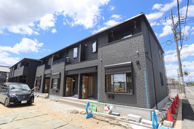橿原市葛本町のアパート