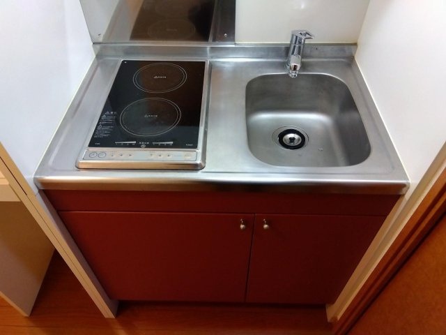 レオパレス川之江中央のキッチン