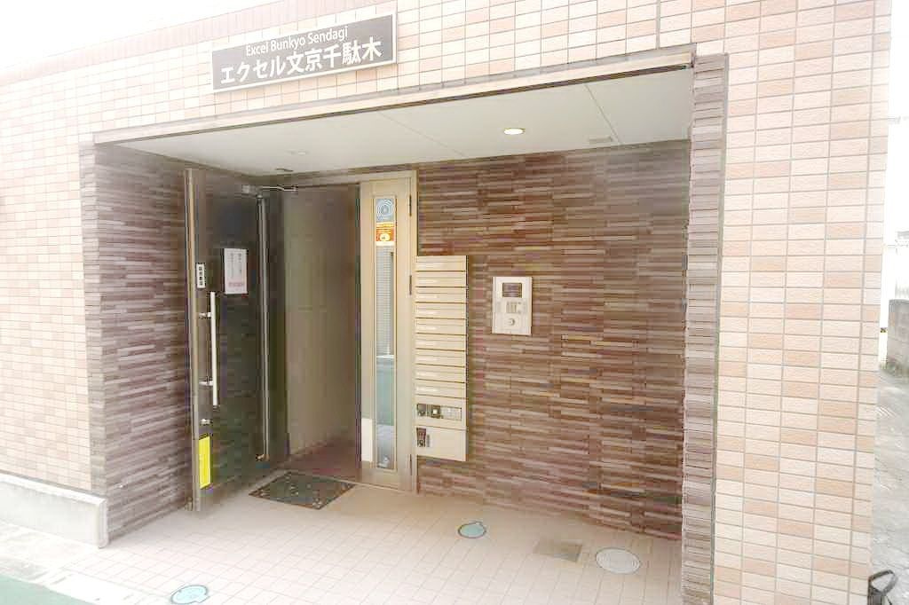 【エントランス】