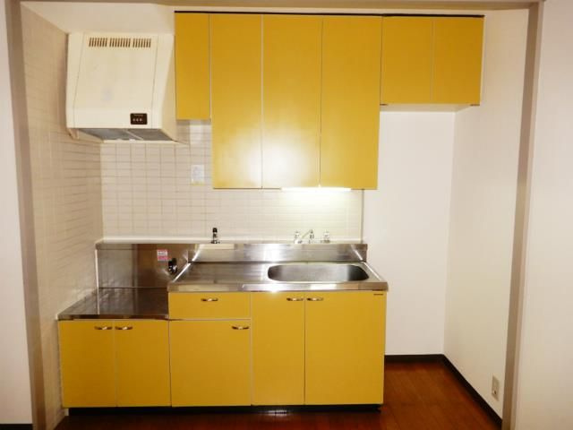 アーバン磯子のキッチン