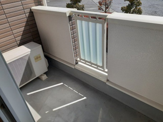 【バルコニー】 | アザレア　壱番館