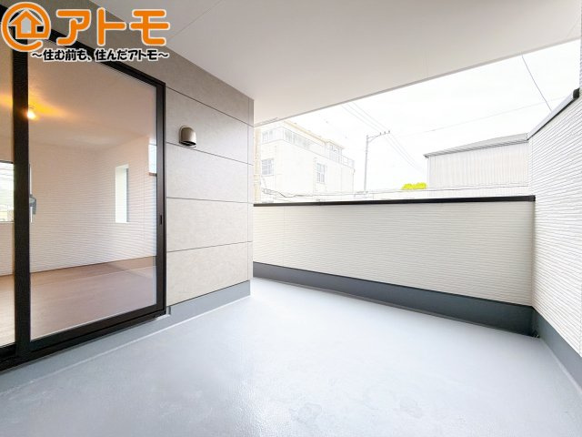 【バルコニー】 | 清水区西久保3期　新築戸建　全1棟 | インナーバルコニーはお出かけ中の急な雨でも安心♪