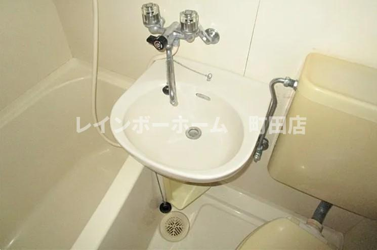 グランドールヤザワ※初期費用分割あと払いサービス利用可能物件の洗面所