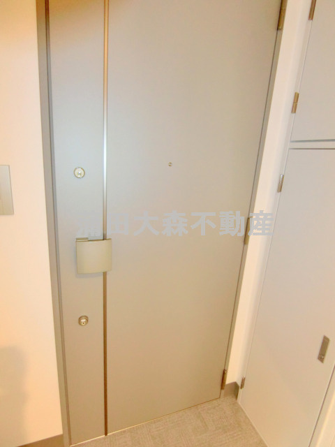 プレール・ドゥーク大森町の玄関