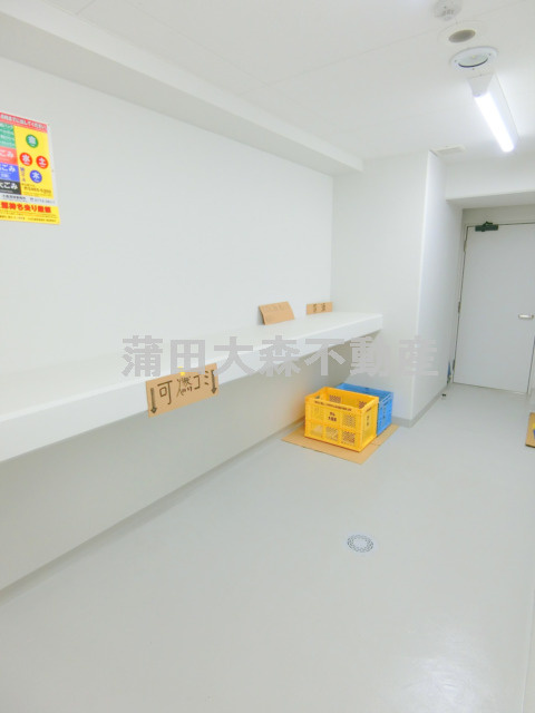 プレール・ドゥーク大森町のその他共用部分|曜日時間関係なくゴミ出し可能な敷地内ゴミ捨て場