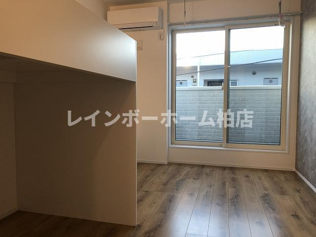 ▶非対面対応◀接客・申込・契約オンライン！LINE×相談可！の居間・リビング