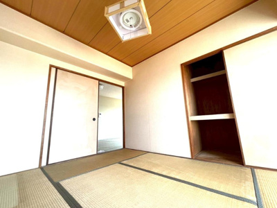 【和室】 | メゾンドール高石